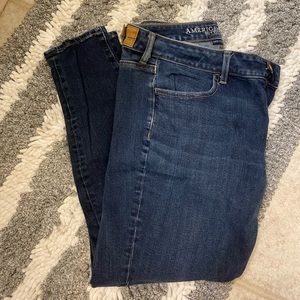 American Eagle skinny jeans